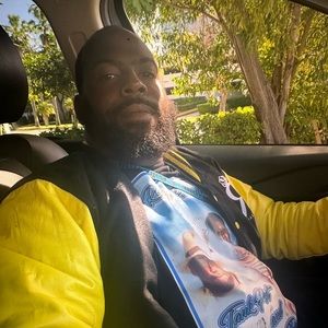 Meet your Posher, Derek